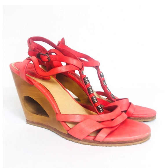 Frye Shoes - FRYE  Annabelle Coral T Strap Wedge Sandal 9